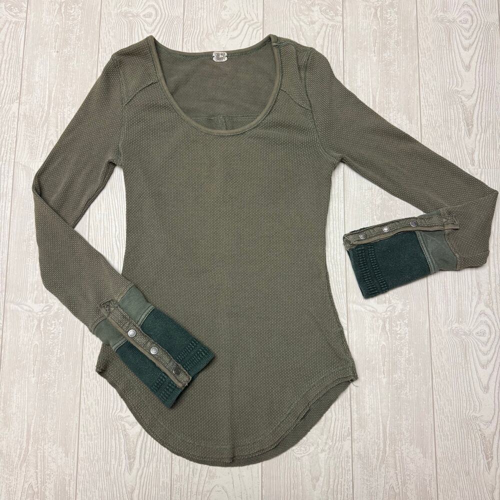 We The Free Free People Women’s Thermal Top Olive Green Snap Cuff Long Sleeve